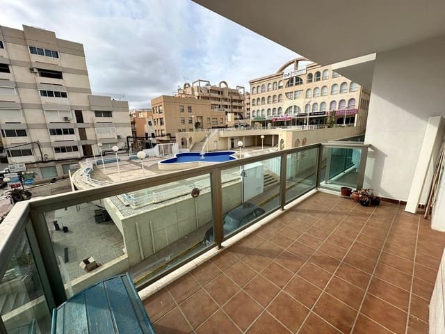 2 bedroom Flat for sale in Garrucha with garage - € 185,000 (Ref: 9902567)