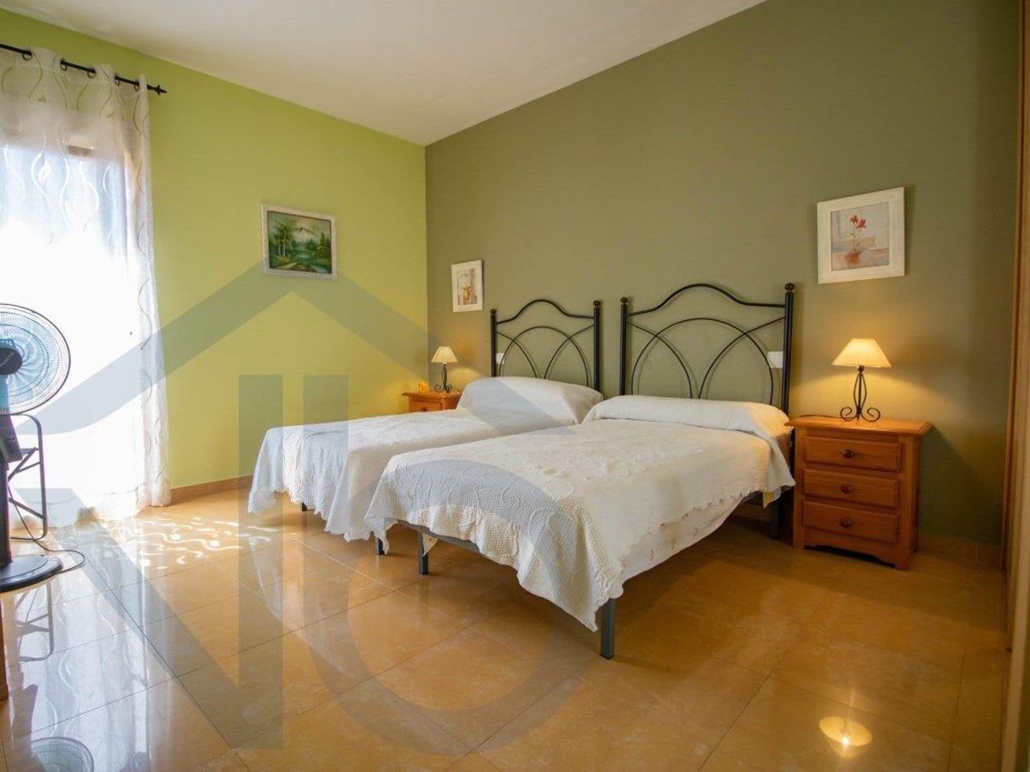 2 slaapkamer Flat te koop in San Juan de los Terreros met zwembad garage - € 170.000 (Ref: 9905205)