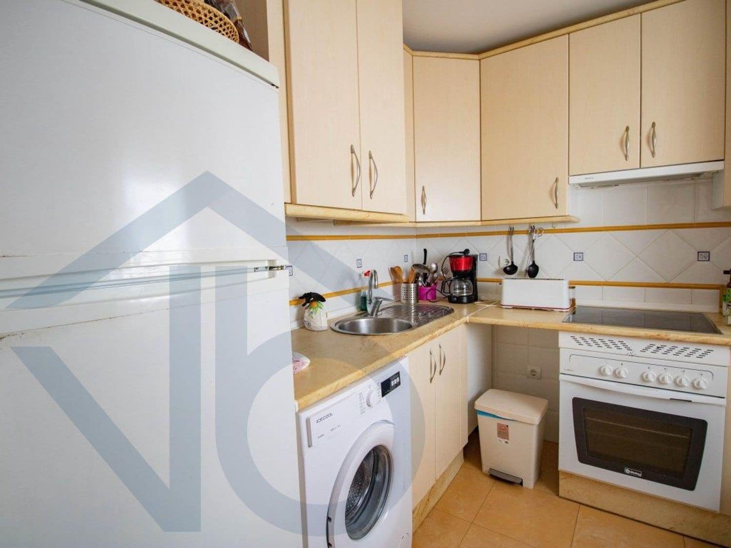 2 slaapkamer Flat te koop in San Juan de los Terreros met zwembad garage - € 170.000 (Ref: 9905205)