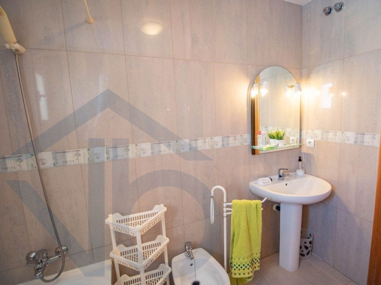 2 slaapkamer Flat te koop in San Juan de los Terreros met zwembad garage - € 170.000 (Ref: 9905205)