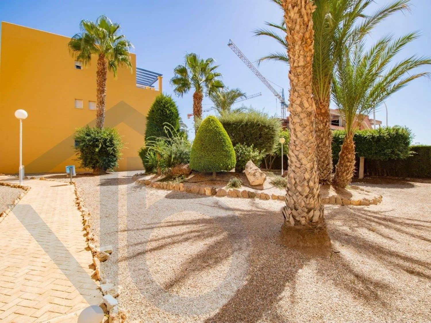2 slaapkamer Flat te koop in San Juan de los Terreros met zwembad garage - € 170.000 (Ref: 9905205)