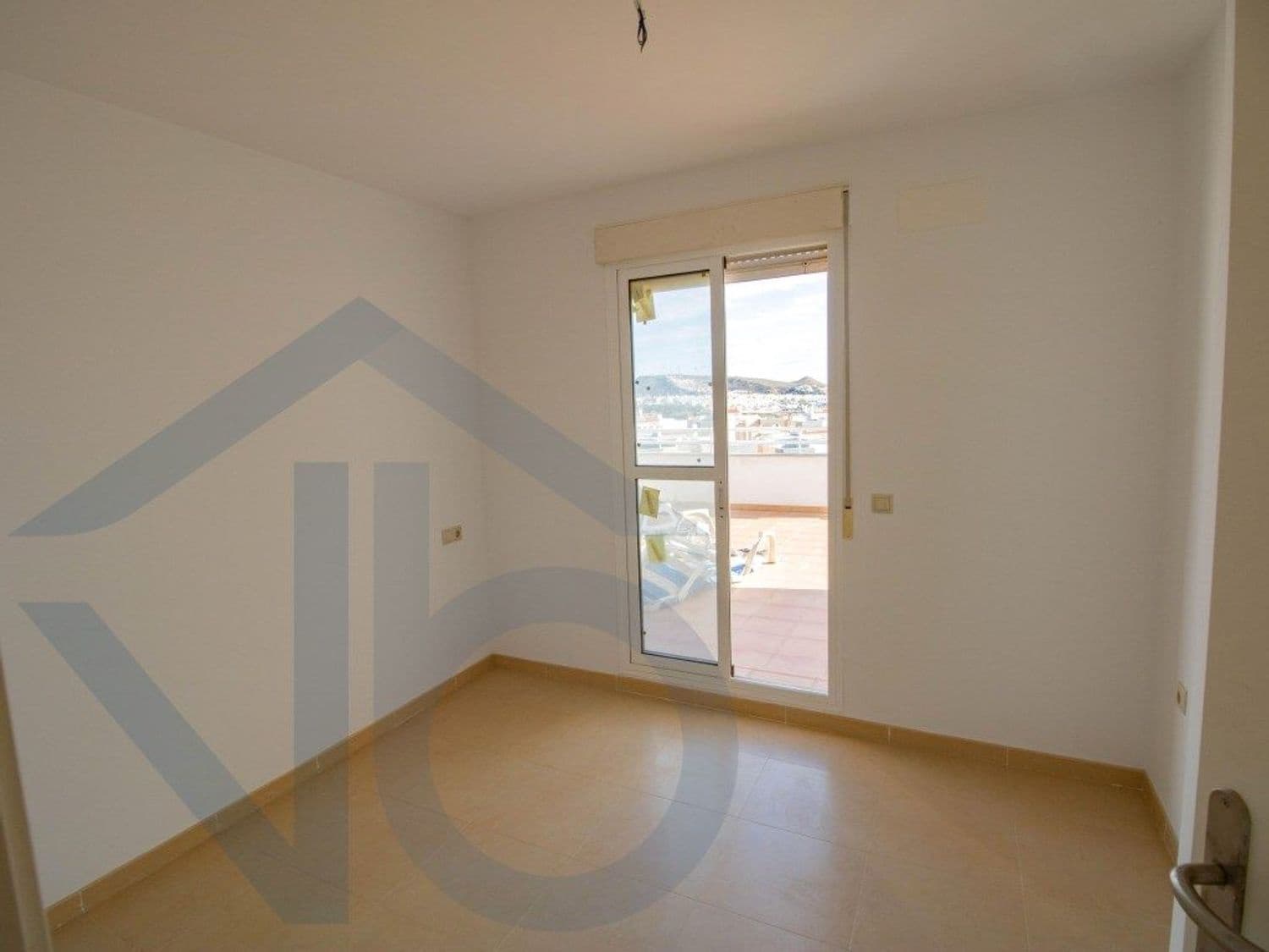Piso de 1 habitación en San Juan de los Terreros en venta con piscina - 180.000 € (Ref: 9908977)