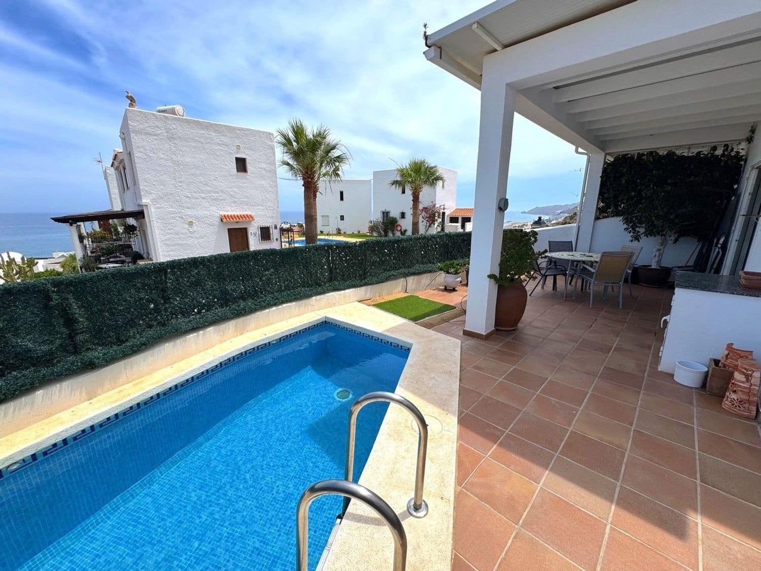 4 bedroom Penthouse for sale in Mojacar with pool garage - € 420,000 (Ref: 9913787)