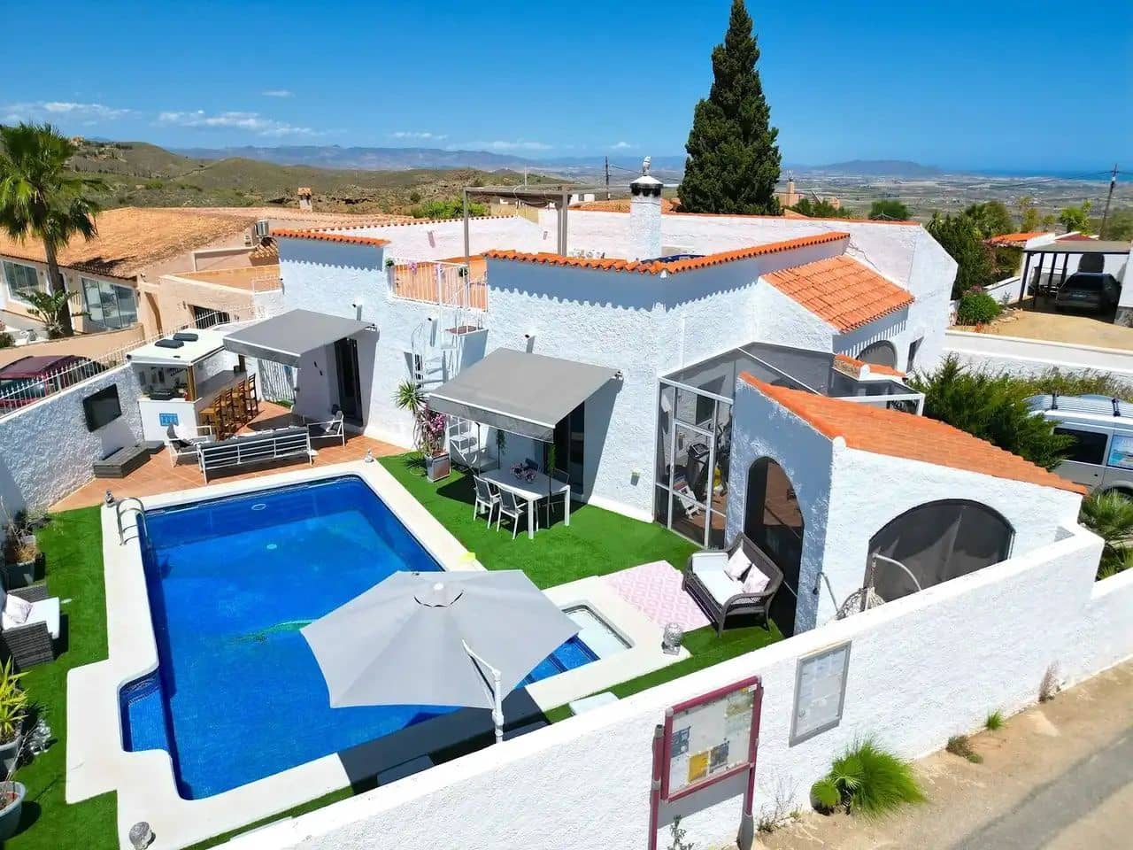 5 slaapkamer Villa te koop in Bedar met zwembad garage - € 349.950 (Ref: 9918918)