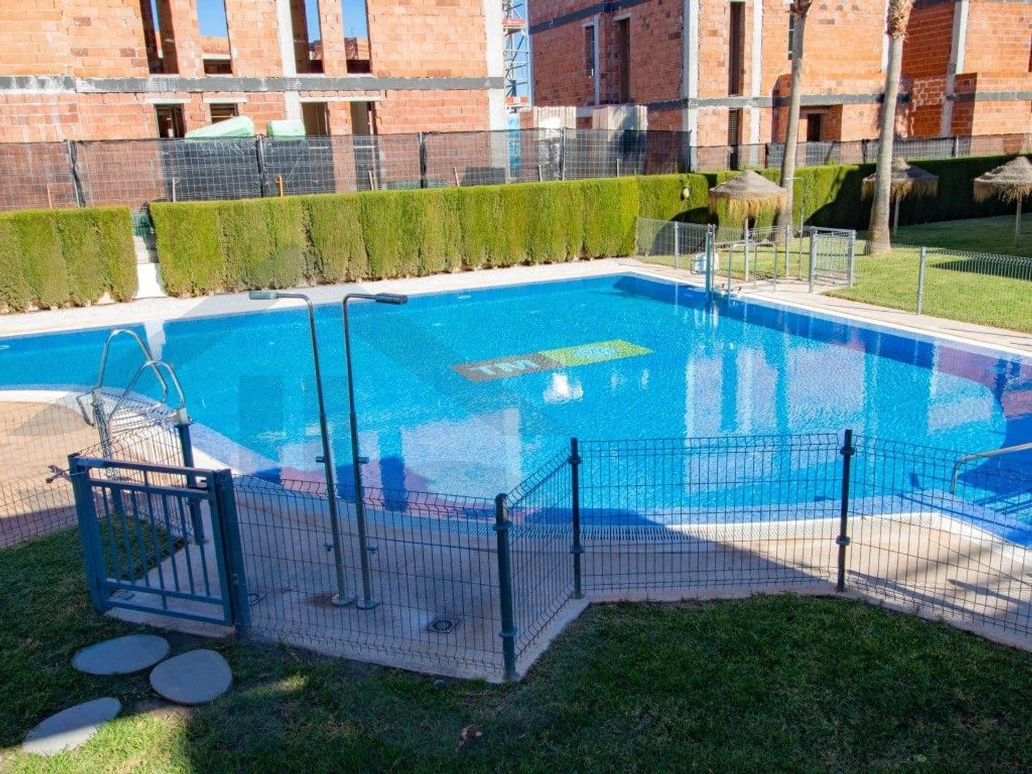 2 soveværelse Lejlighed til salg i San Juan de los Terreros med swimmingpool garage - € 220.000 (Ref: 9928644)