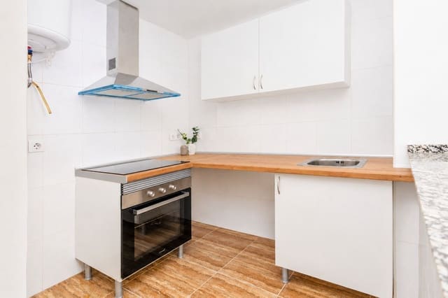 3 slaapkamer Flat te koop in Garrucha met garage - € 119.900 (Ref: 9941565)