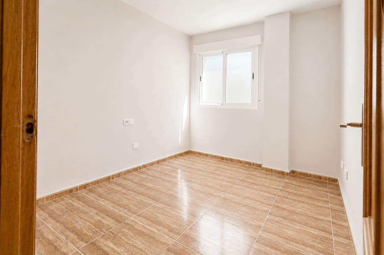 3 slaapkamer Flat te koop in Garrucha met garage - € 119.900 (Ref: 9941565)