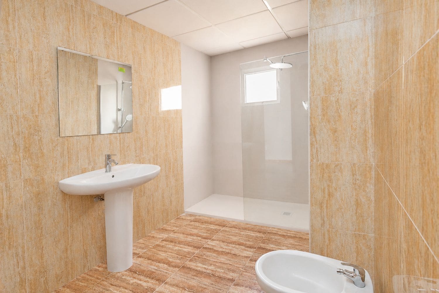 3 slaapkamer Flat te koop in Garrucha met garage - € 119.900 (Ref: 9941565)