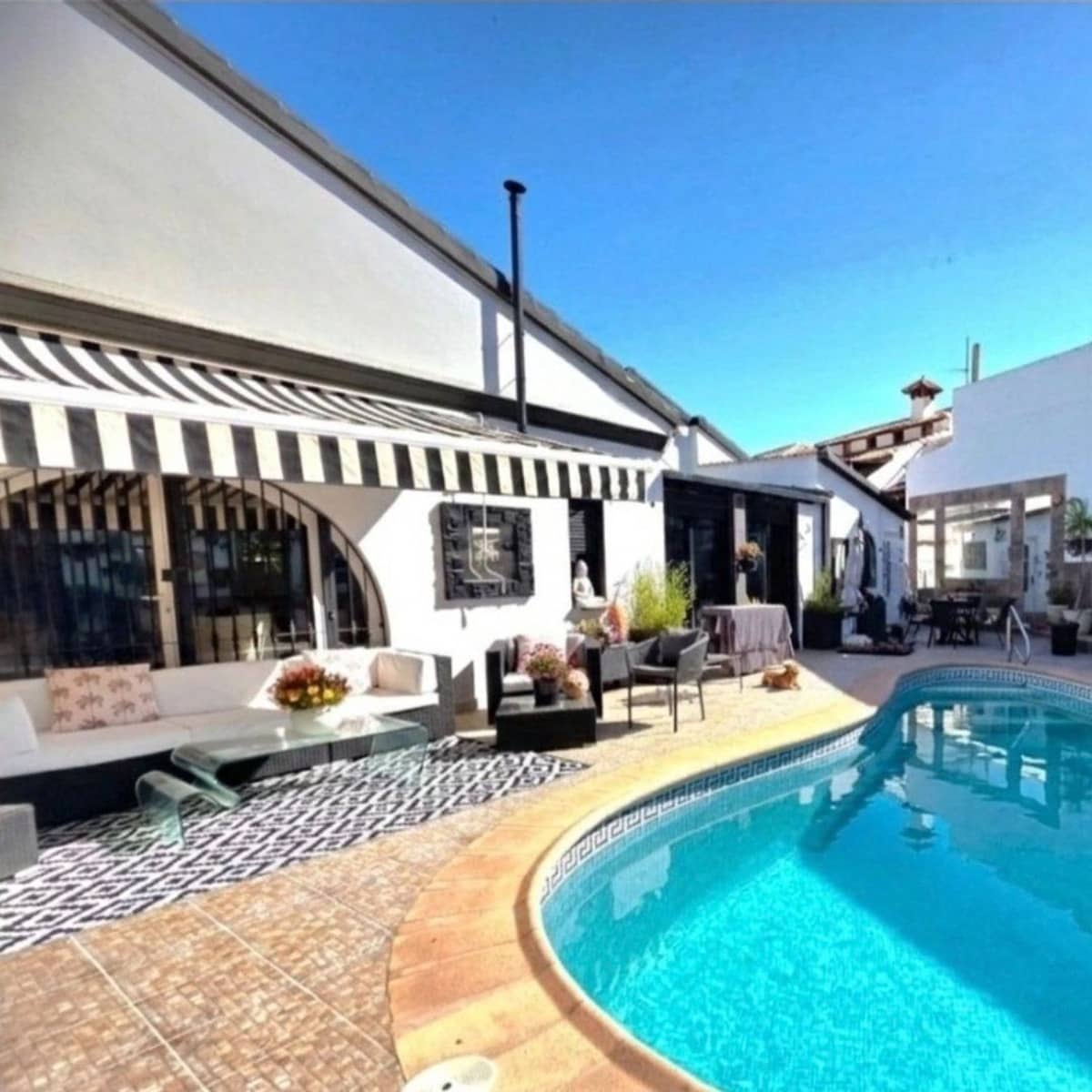 4 bedroom Villa for sale in Antas with pool garage - € 499,950 (Ref: 9944729)