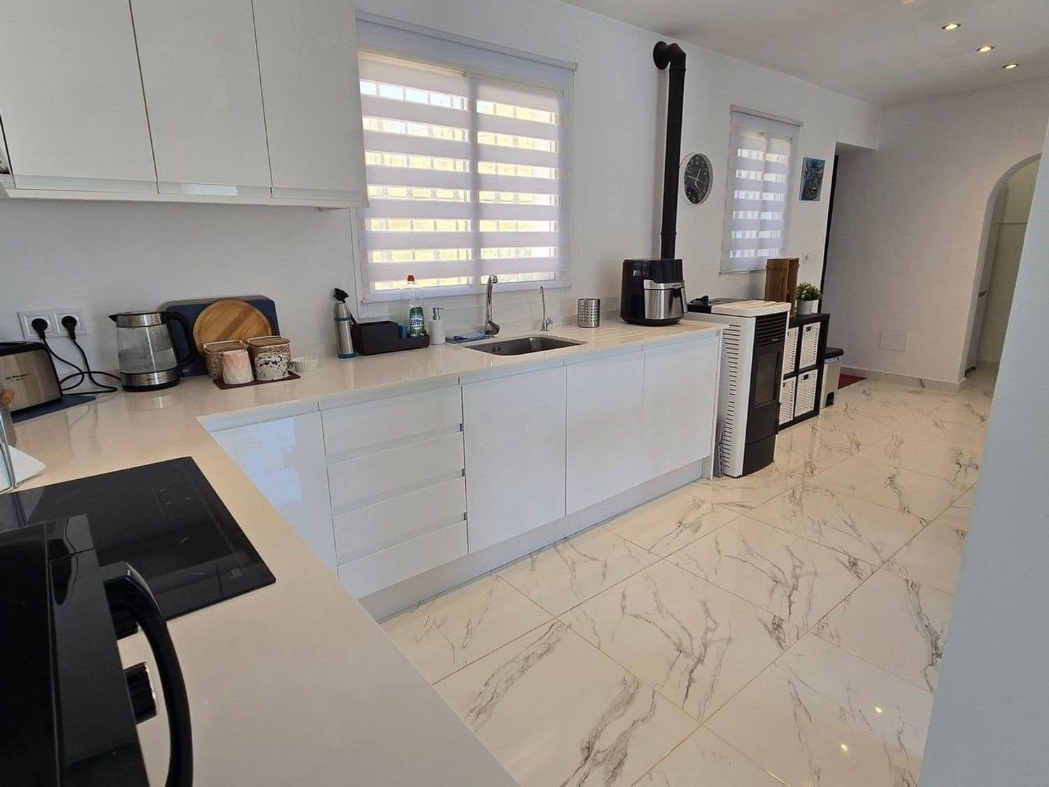 3 sypialnia Willa na sprzedaż w Bedar z basenem garażem - 300 000 € (Ref: 9954579)