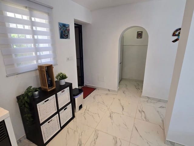 Chalet de 3 habitaciones en Bédar en venta con piscina garaje - 300.000 € (Ref: 9954579)