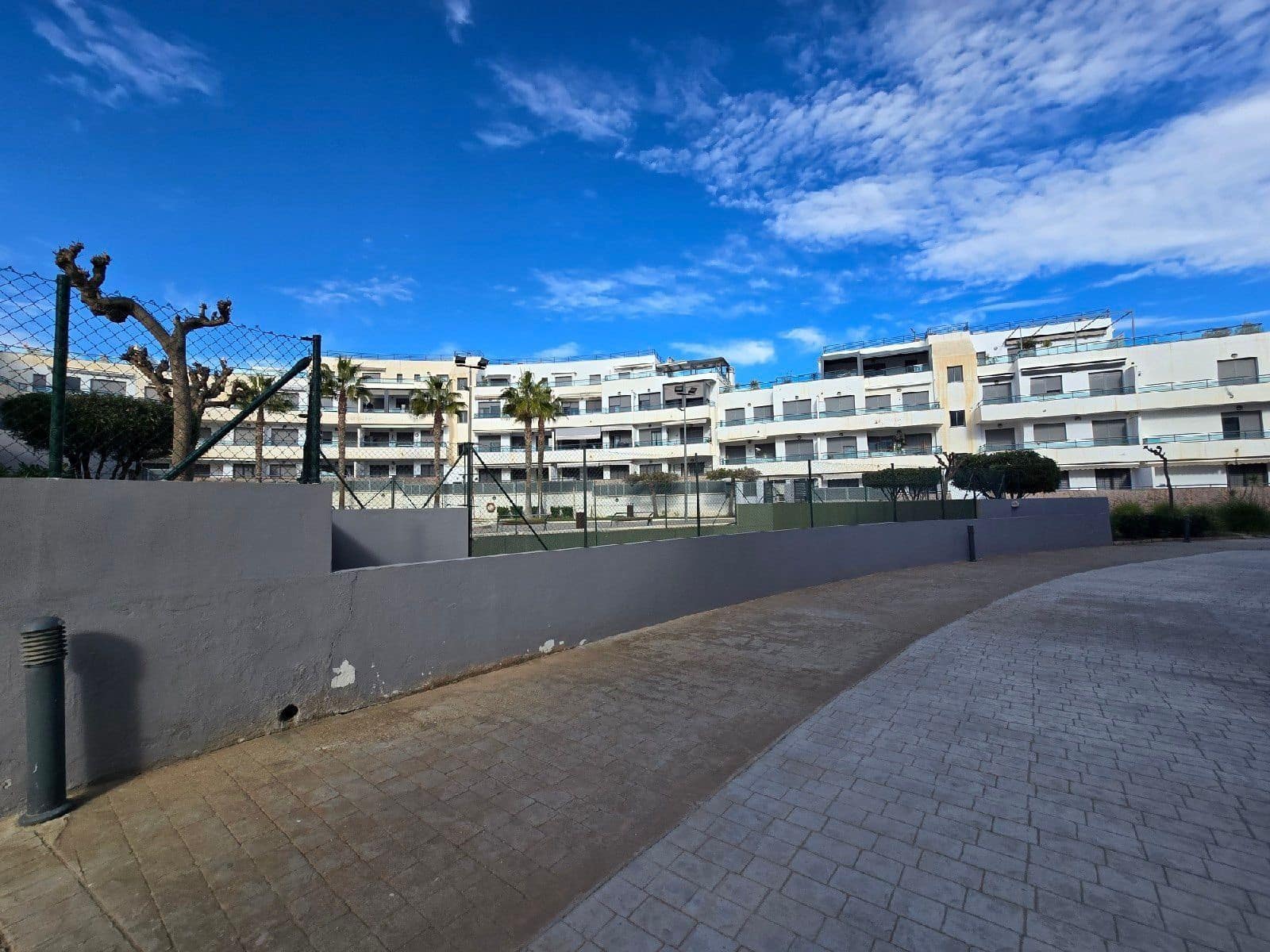 2 soverom Leilighet til salgs i Garrucha med svømmebasseng garasje - € 180 000 (Ref: 9972308)