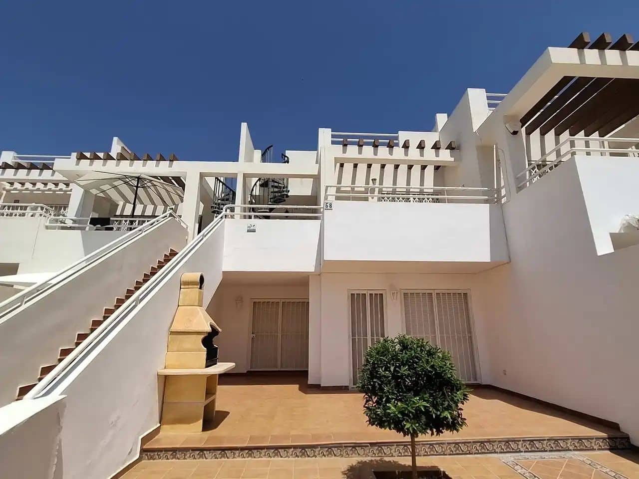 2 soveværelse Lejlighed til salg i Palomares med swimmingpool garage - € 140.000 (Ref: 9981708)
