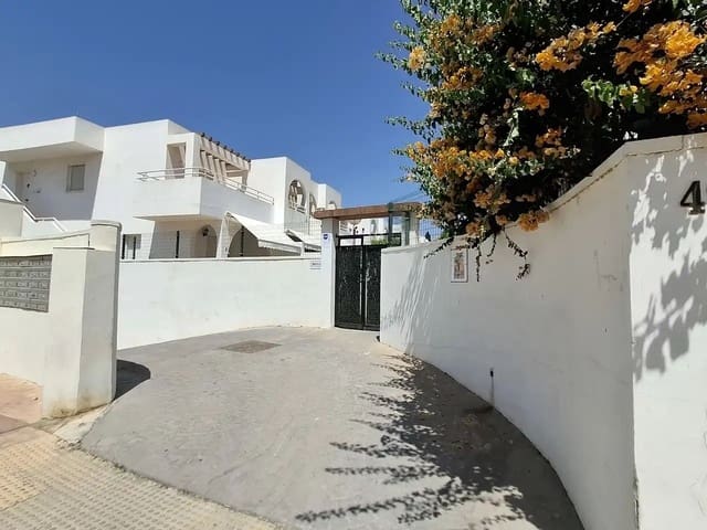 Piso de 2 habitaciones en Palomares, Cuevas del Almanzora en venta con piscina garaje - 140.000 € (Ref: 9981708)