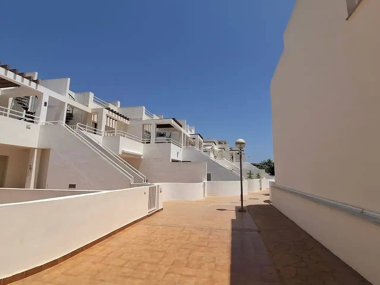 2 soveværelse Lejlighed til salg i Palomares med swimmingpool garage - € 140.000 (Ref: 9981708)