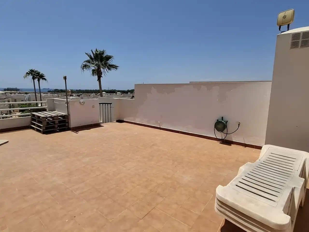 2 soveværelse Lejlighed til salg i Palomares med swimmingpool garage - € 140.000 (Ref: 9981708)