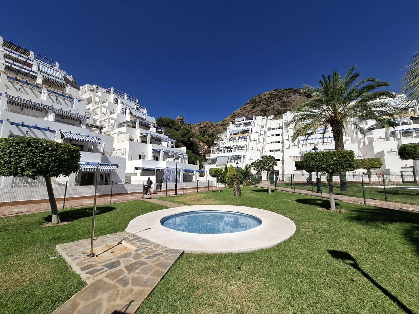 2 bedroom Flat for sale in Mojacar with pool garage - € 218,000 (Ref: 9996243)