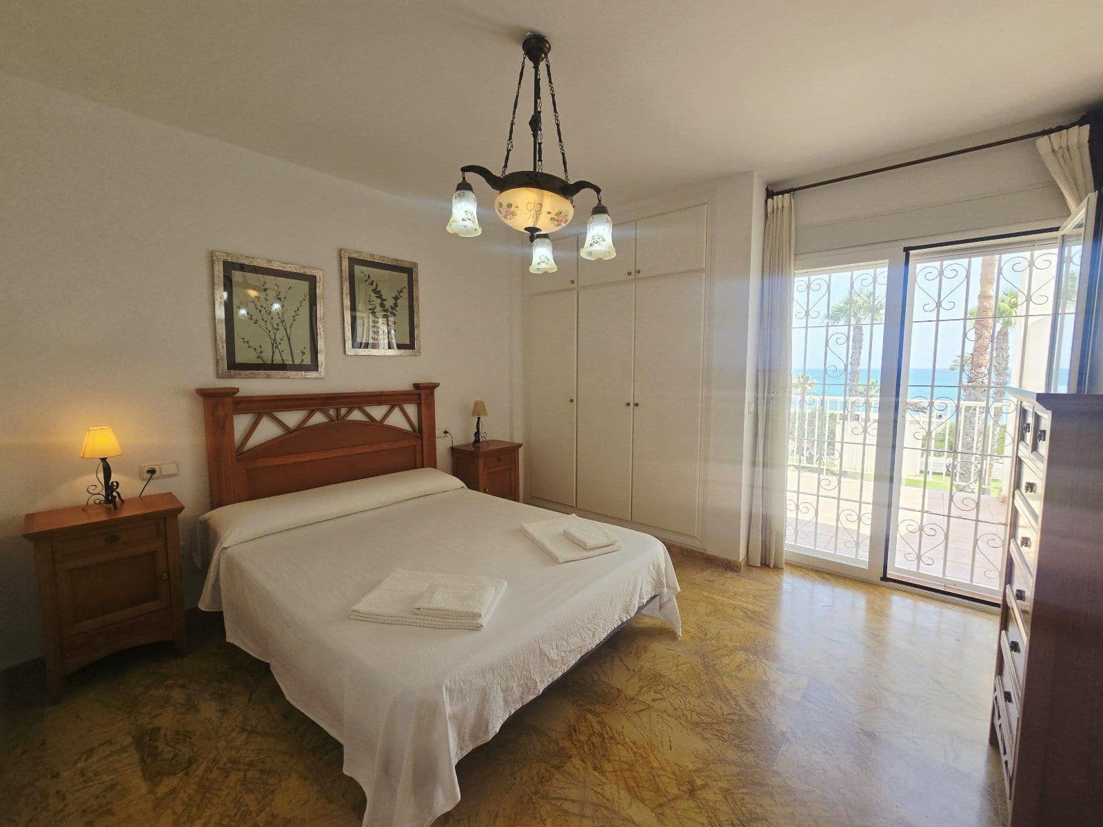 4 bedroom Flat for sale in Mojacar with pool garage - € 435,000 (Ref: 9996244)