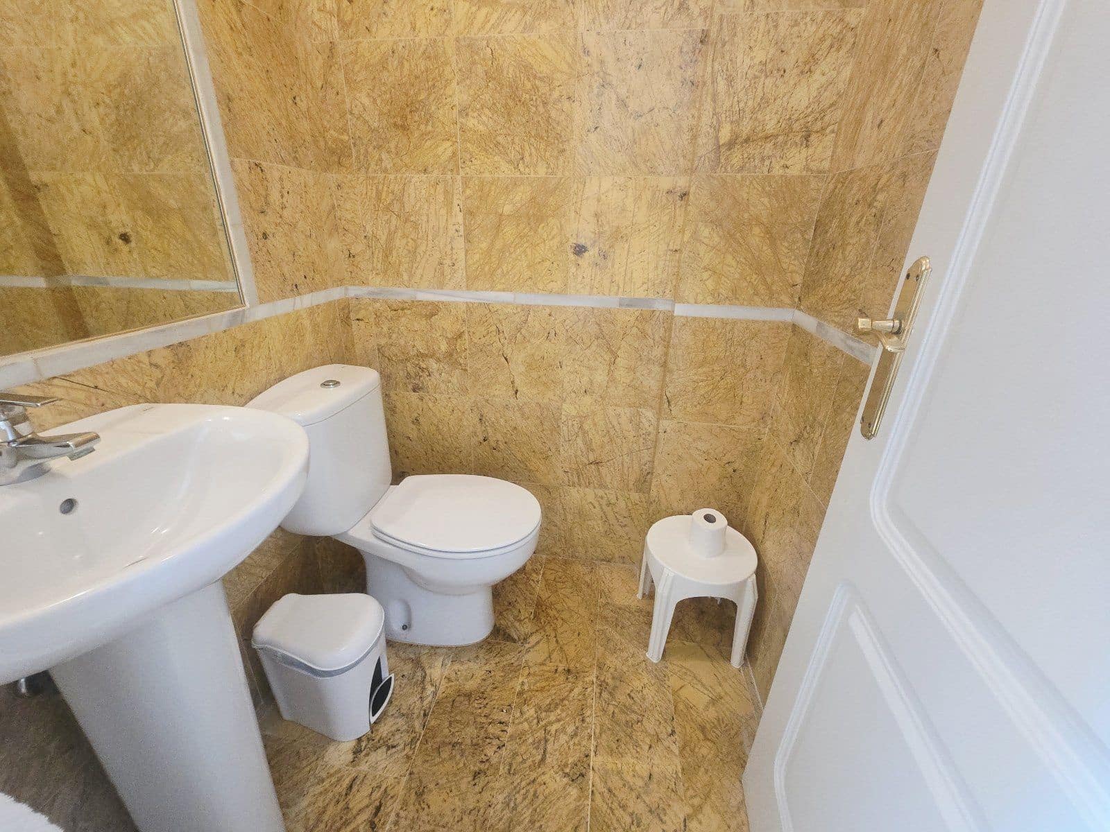 4 bedroom Flat for sale in Mojacar with pool garage - € 435,000 (Ref: 9996244)