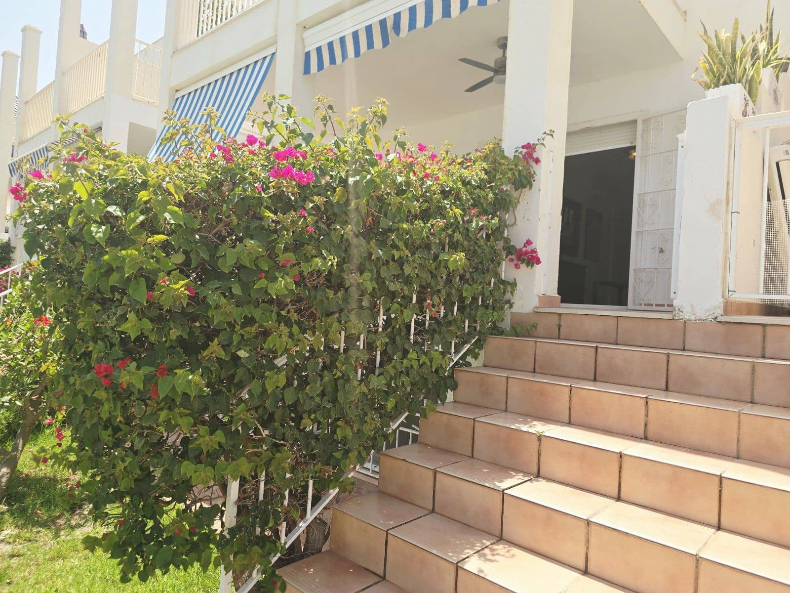 4 bedroom Flat for sale in Mojacar with pool garage - € 435,000 (Ref: 9996244)