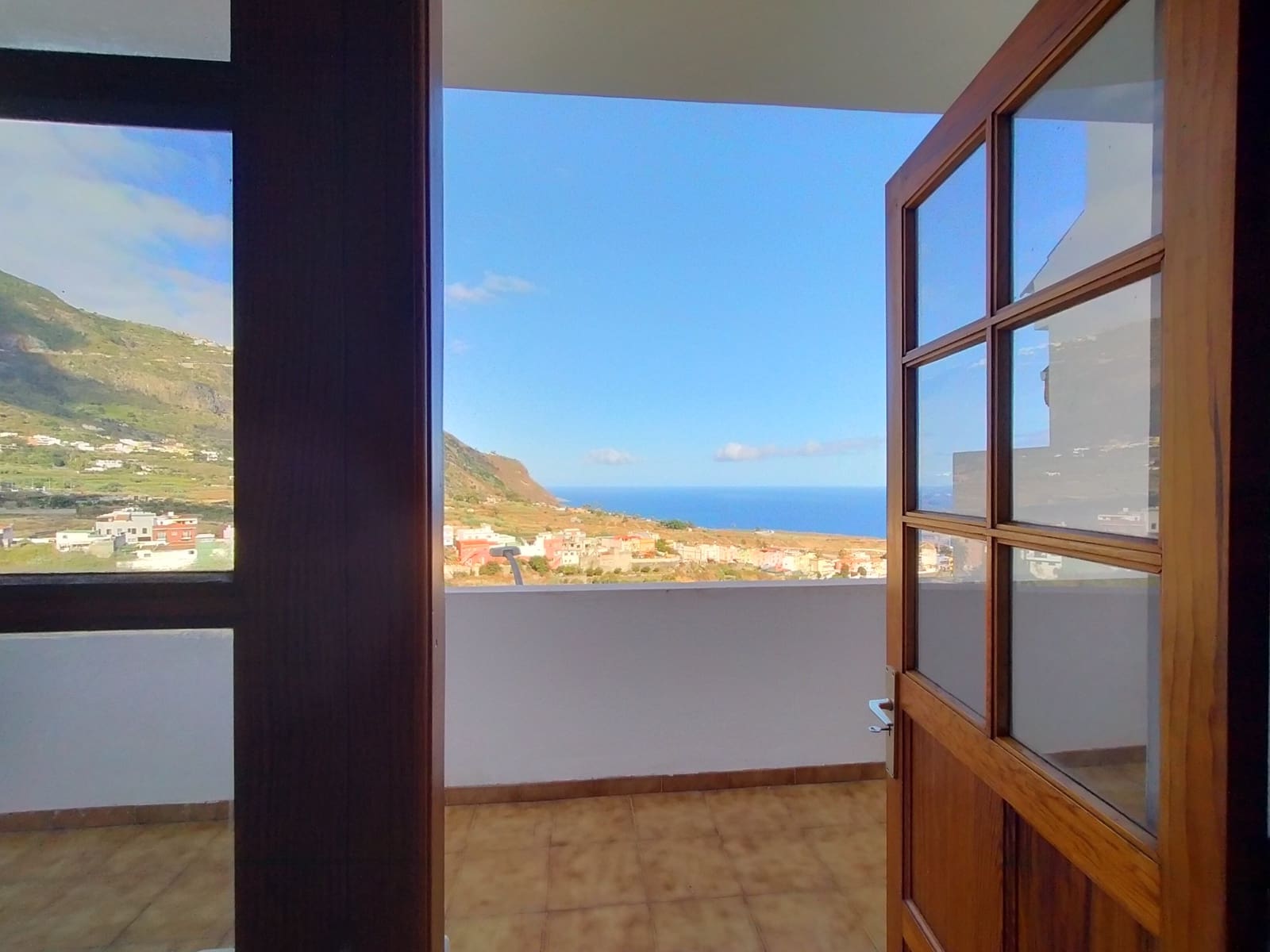 Piso de 3 habitaciones en Los Realejos en venta con garaje - 250.000 € (Ref: 10012602)
