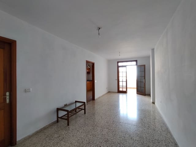 Piso de 3 habitaciones en Los Realejos en venta con garaje - 250.000 € (Ref: 10012602)
