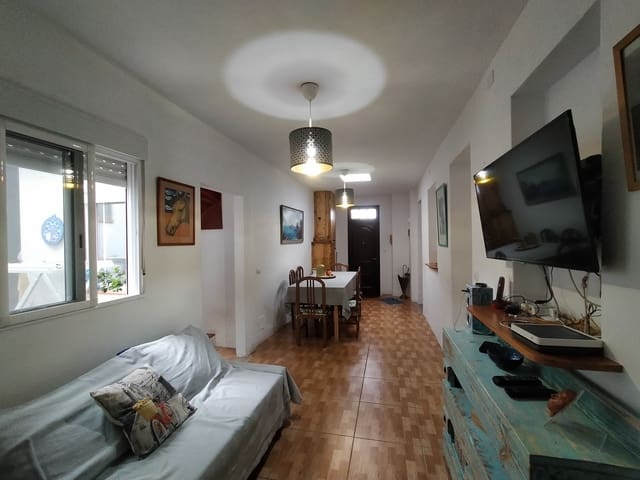 3 slaapkamer Huis te koop in Los Silos - € 260.000 (Ref: 9357418)