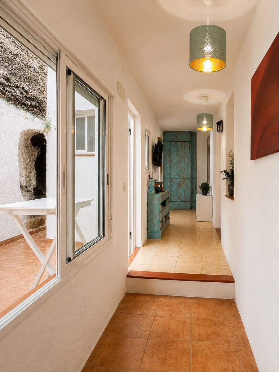 3 bedroom Townhouse for sale in Los Silos - € 260,000 (Ref: 9357418)