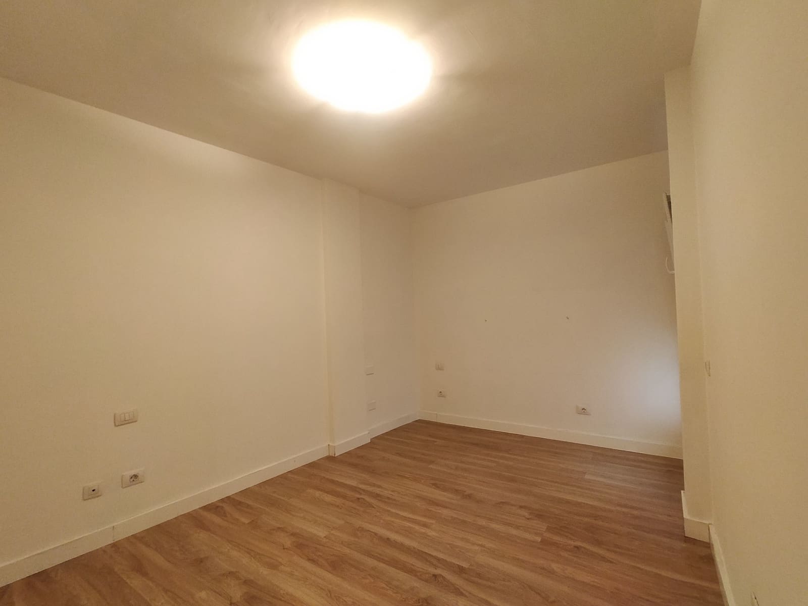2 slaapkamer Flat te huur in Santa Cruz de Tenerife met garage - € 800 (Ref: 9417428)