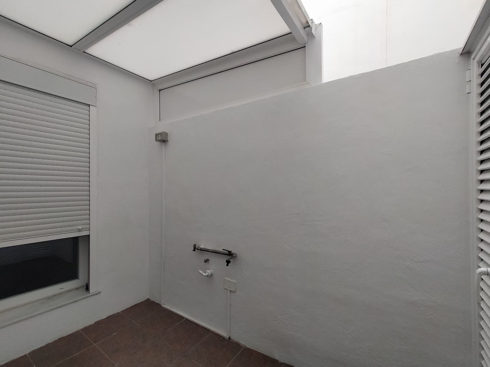 2 slaapkamer Flat te huur in Santa Cruz de Tenerife met garage - € 800 (Ref: 9417428)