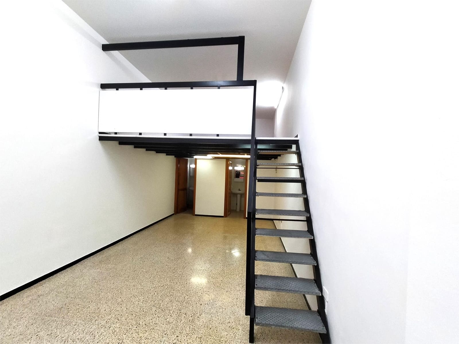 Shop for sale in Los Realejos - € 98,000 (Ref: 9920902)