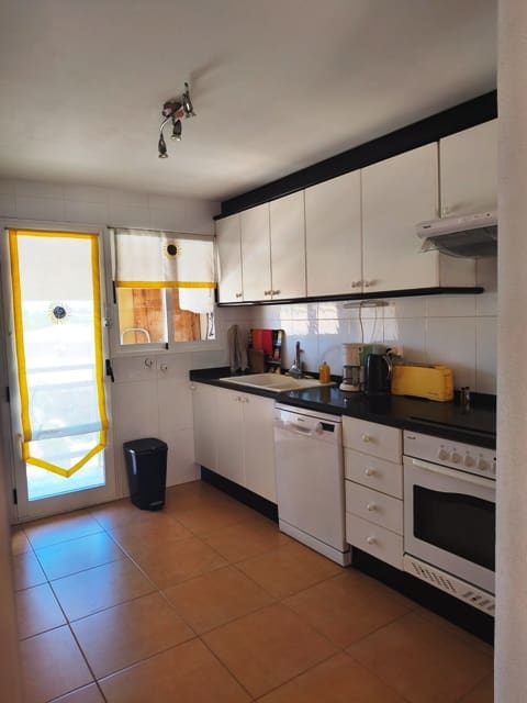 2 Zimmer Strandapartment zu verkaufen in Denia mit Pool Garage - 295.000 € (Ref: 9861154)