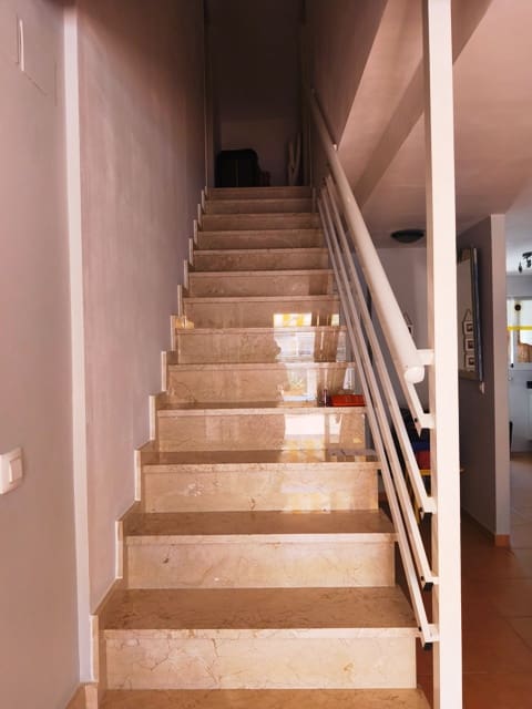 2 Zimmer Strandapartment zu verkaufen in Denia mit Pool Garage - 295.000 € (Ref: 9861154)