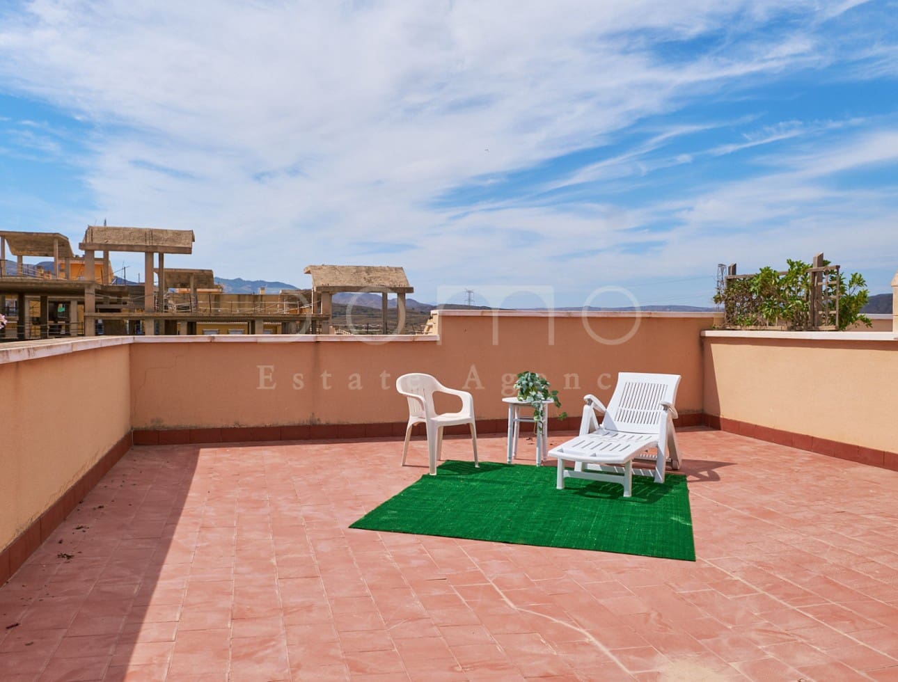 2 soveværelse Penthouse til leje i Turre - € 600 (Ref: 10082200)