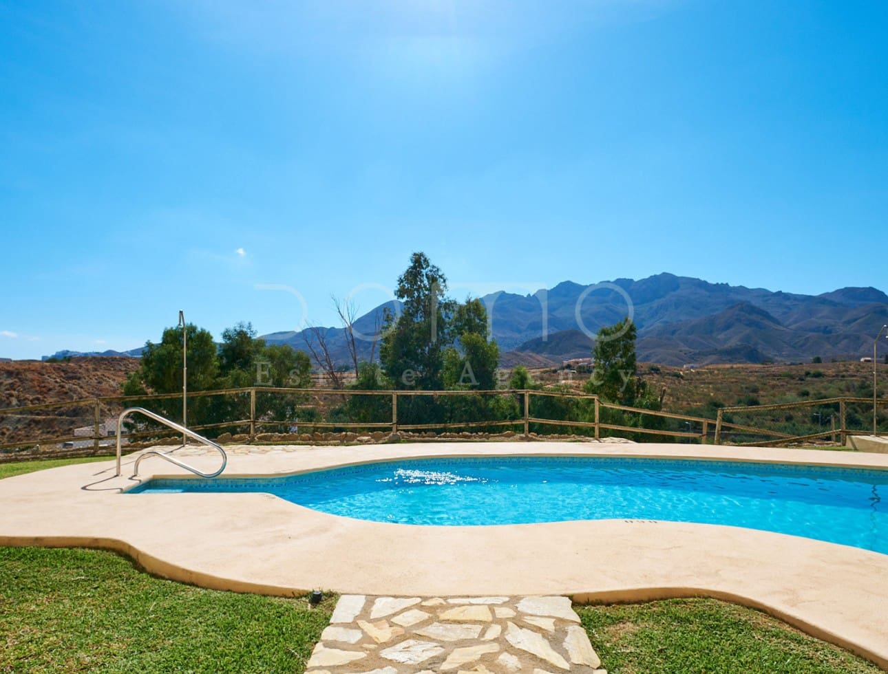 3 Zimmer Apartment zu verkaufen in Turre mit Pool Garage - 190.000 € (Ref: 10116022)