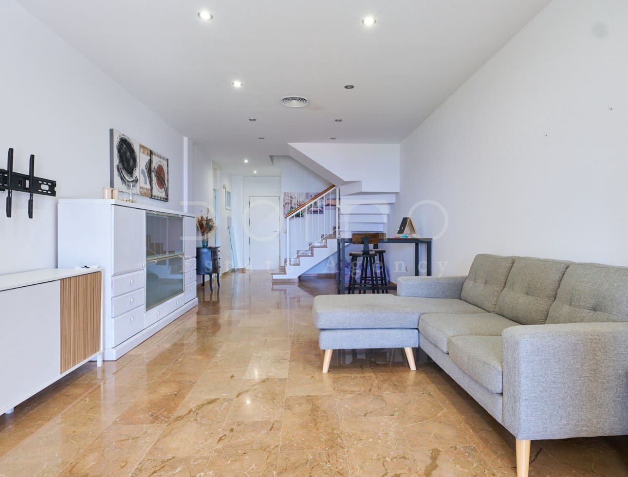 3 sovrum Lägenhet att hyra i Mojacar med pool garage - 1 200 € (Ref: 10118722)