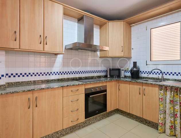 3 sovrum Lägenhet att hyra i Mojácar med pool garage - 1 200 € (Ref: 10118722)