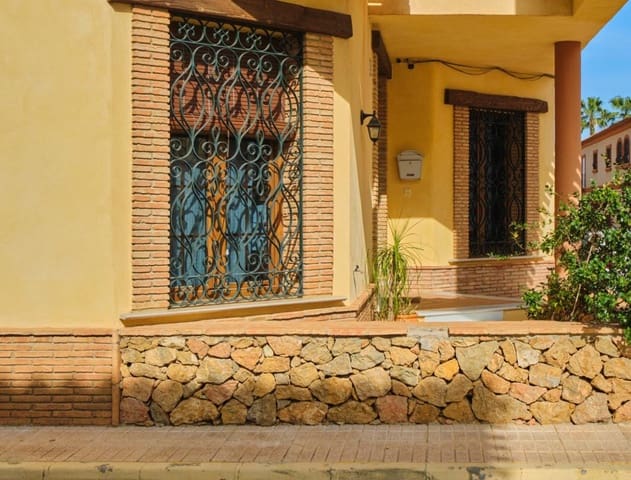 5 camera da letto Villa in vendita in Turre con piscina - 370.000 € (Rif: 8511034)