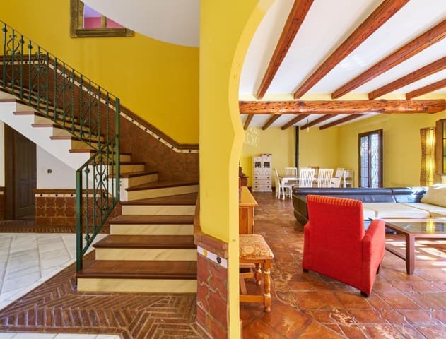 5 camera da letto Villa in vendita in Turre con piscina - 370.000 € (Rif: 8511034)