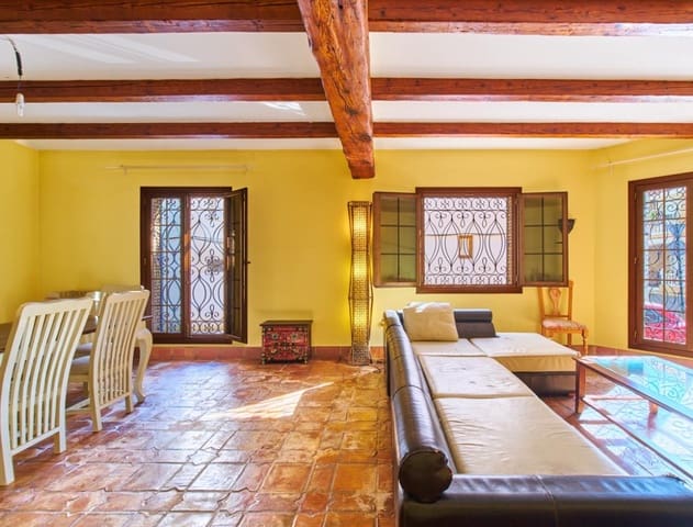 5 camera da letto Villa in vendita in Turre con piscina - 370.000 € (Rif: 8511034)