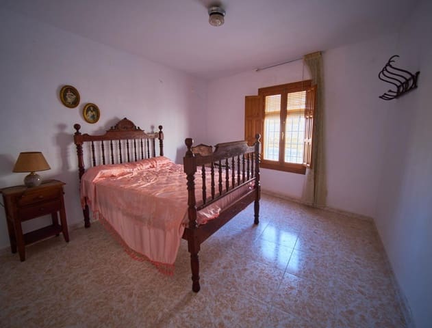 6 bedroom Townhouse for sale in Turre - € 89,900 (Ref: 8511049)