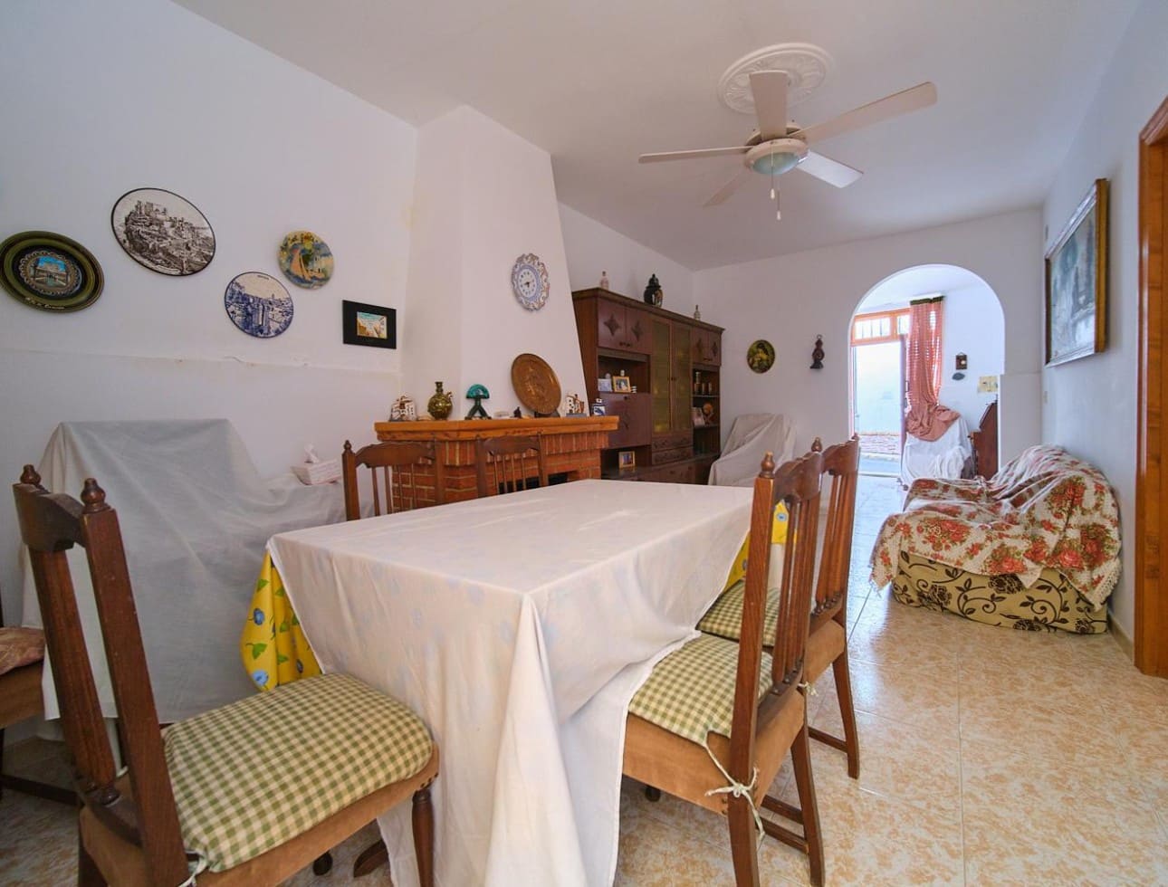 6 soveværelse Byhus til salg i Turre - € 89.900 (Ref: 8511049)