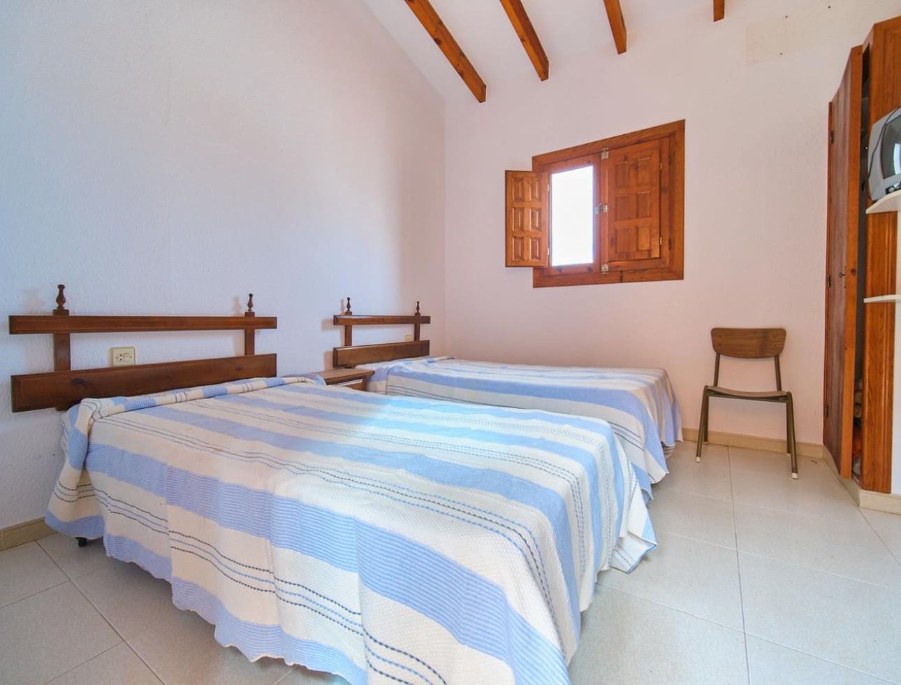 9 sypialnia Komercyjne na sprzedaż w Los Gallardos z basenem - 385 000 € (Ref: 8511050)