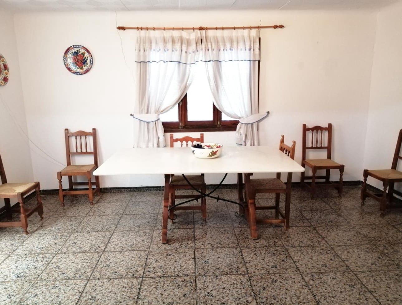 6 bedroom Villa for sale in Turre - € 160,000 (Ref: 8511071)