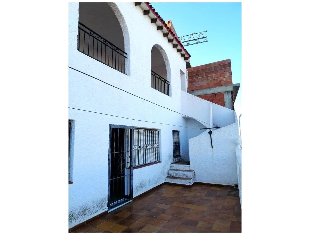 6 bedroom Villa for sale in Turre - € 160,000 (Ref: 8511071)