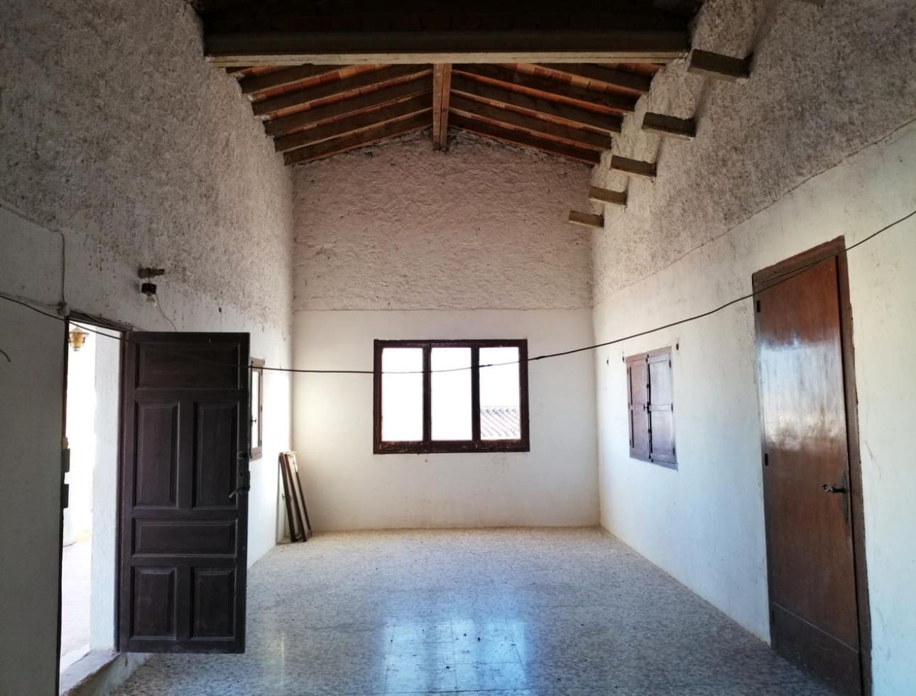 6 bedroom Villa for sale in Turre - € 160,000 (Ref: 8511071)