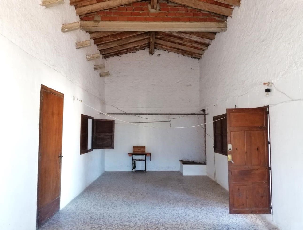 6 bedroom Villa for sale in Turre - € 160,000 (Ref: 8511071)