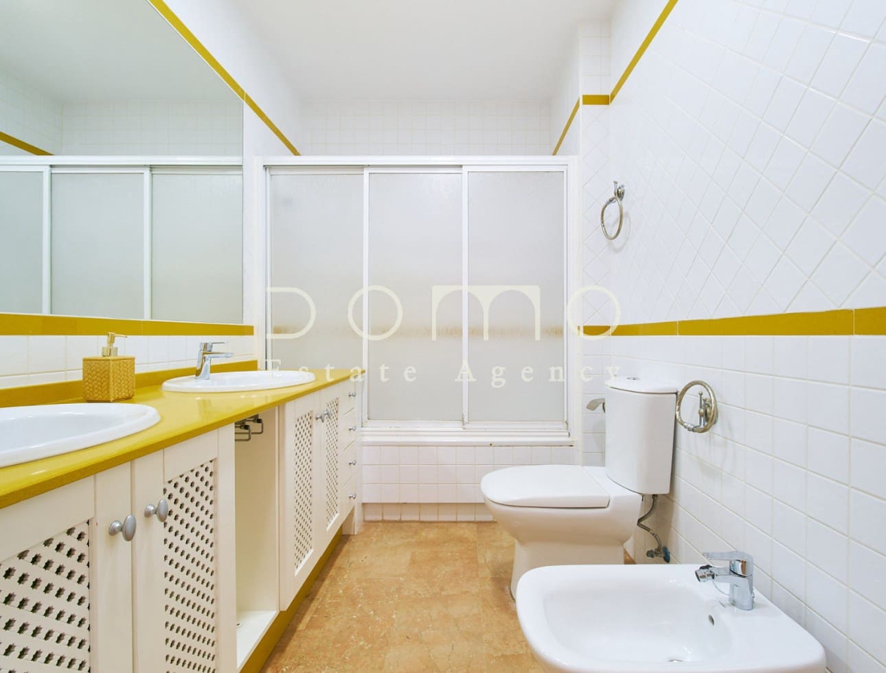 3 sypialnia Mieszkanie do wynajęcia w Mojacar z basenem garażem - 985 € (Ref: 8646994)