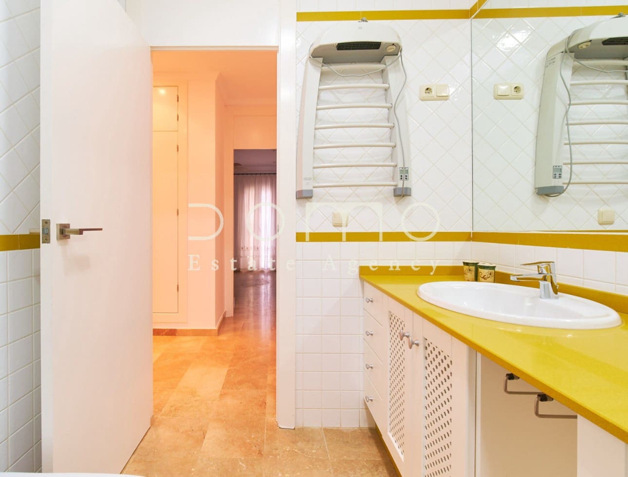 3 sypialnia Mieszkanie do wynajęcia w Mojacar z basenem garażem - 985 € (Ref: 8646994)