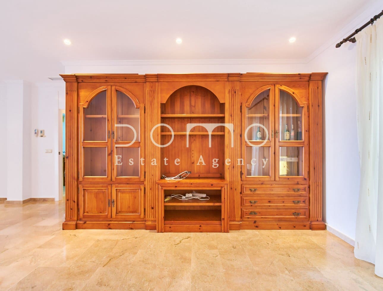 3 sypialnia Mieszkanie do wynajęcia w Mojacar z basenem garażem - 985 € (Ref: 8646994)